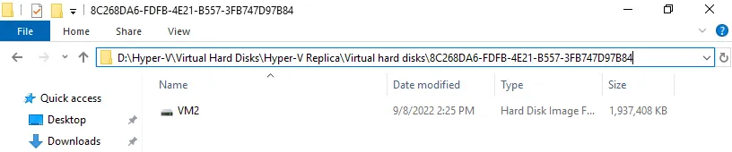 Checking the files of the VM replica on the secondary Hyper-V host