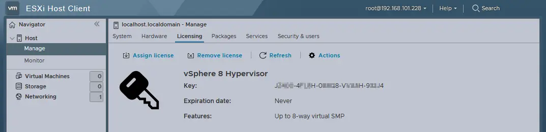 A free ESXi license is applied to VMware vSphere Hypervisor